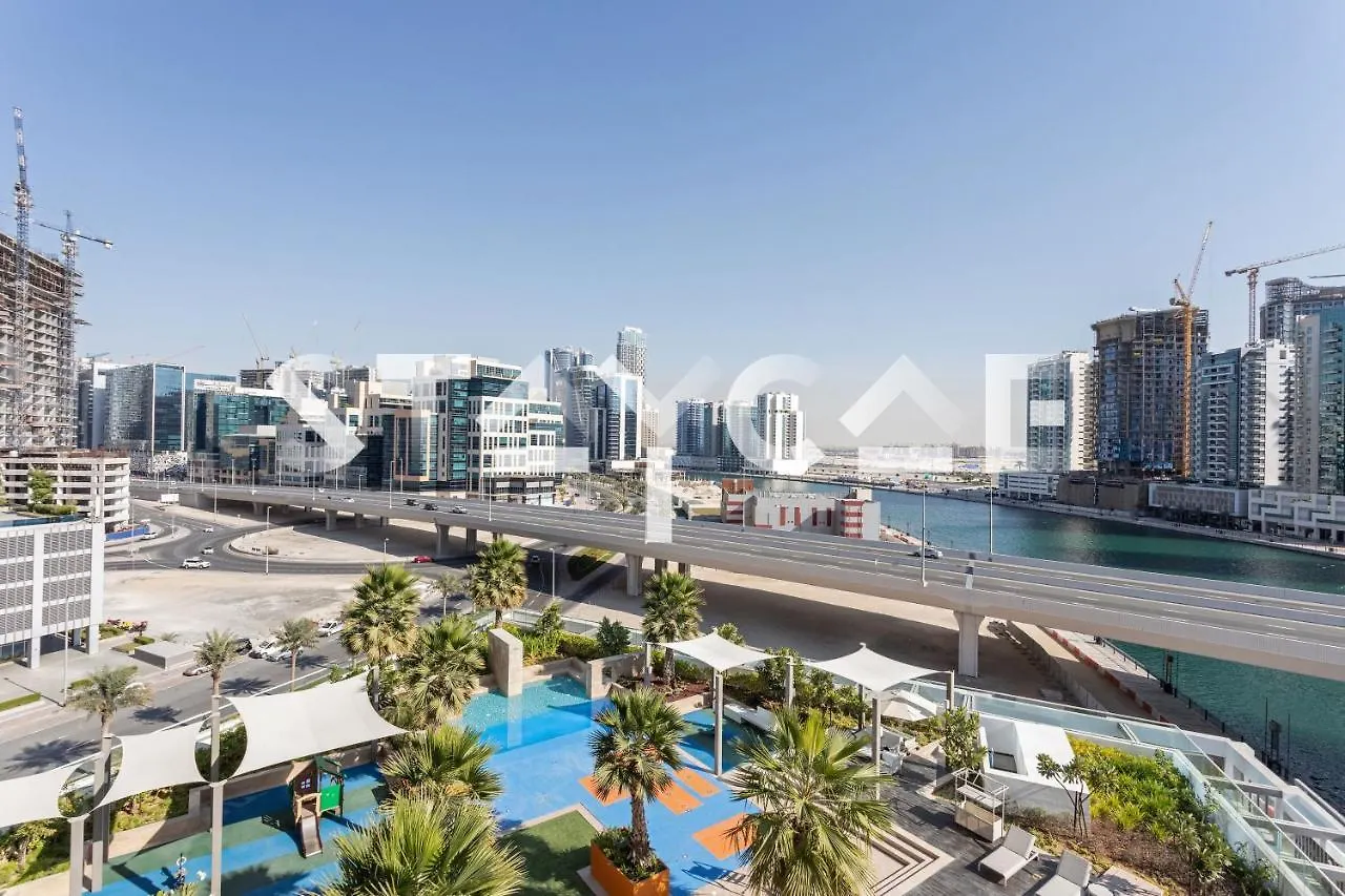 Staycae By The Canal Dubai